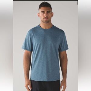 Lululemon Somatic Short Sleeve Athletic Shirt in Heathered Poseidon Blue Sz M